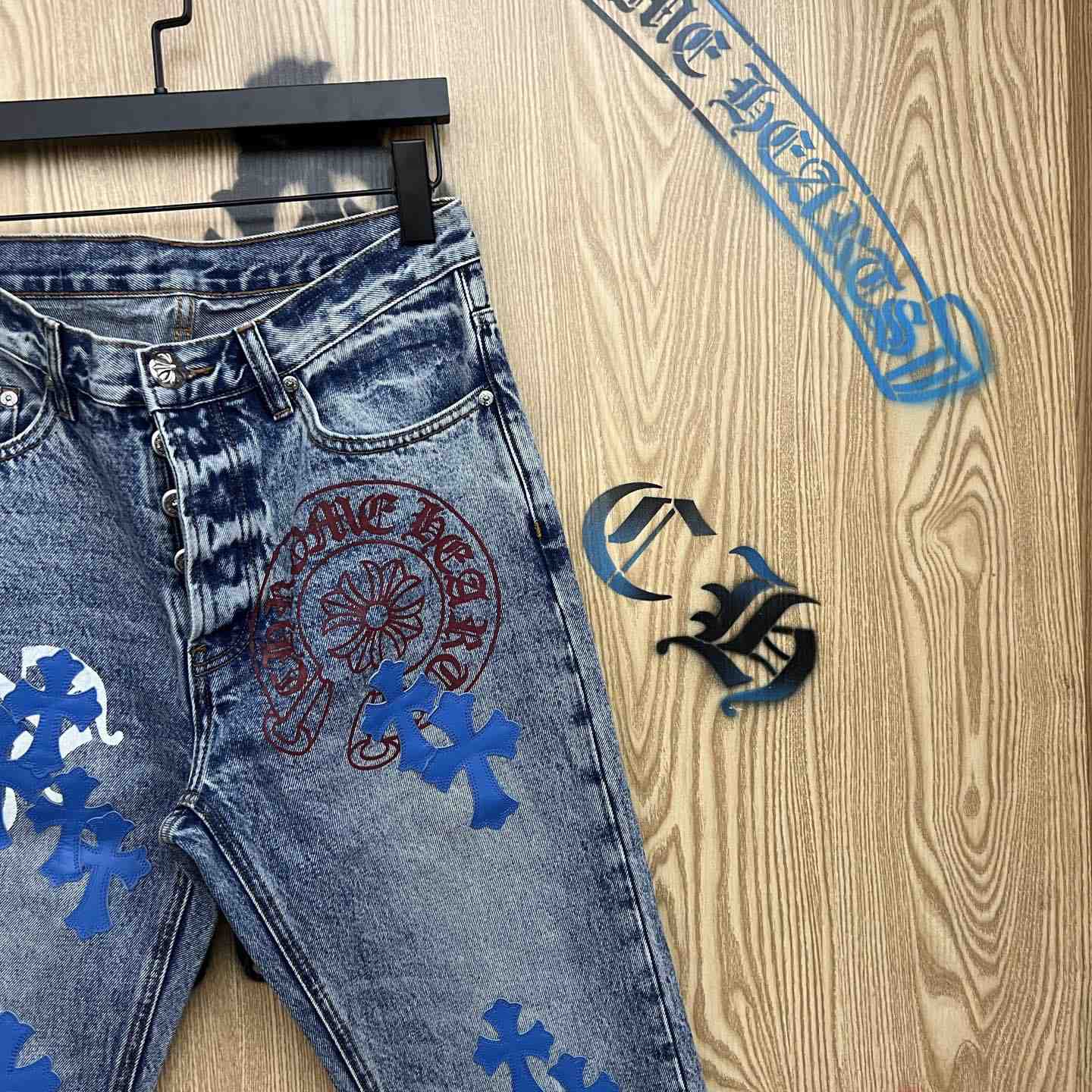 Chrome Hearts  Jeans  - DesignerGu