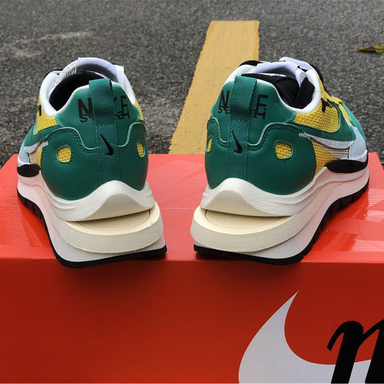 Nike X Sacai Ldv Waffle Sneakers - 