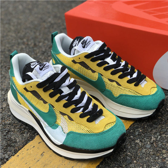 Nike X Sacai Ldv Waffle Sneakers - 