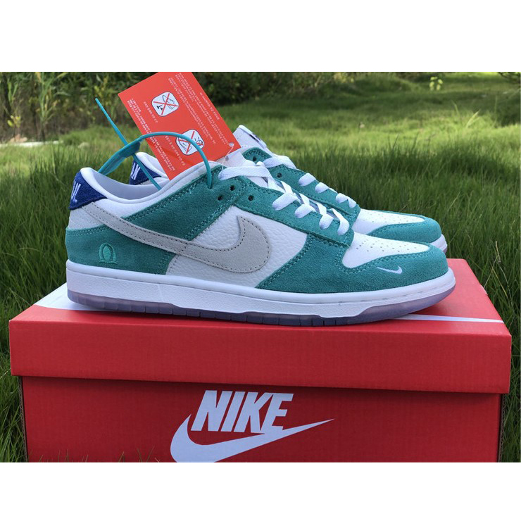 Nike Kasina Dunk Low CZ6501-101 - 