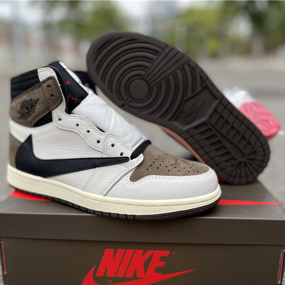 Jordan Travis Scott Air 1 Mocha CD4487-100 - 