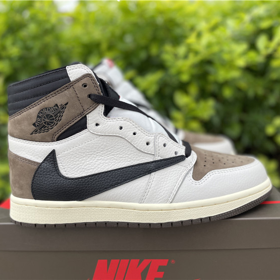Jordan Travis Scott Air 1 Mocha CD4487-100 - 