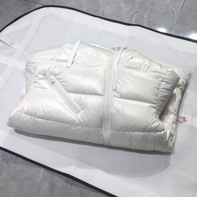 Moncler White Zipper Down Jacket  - 