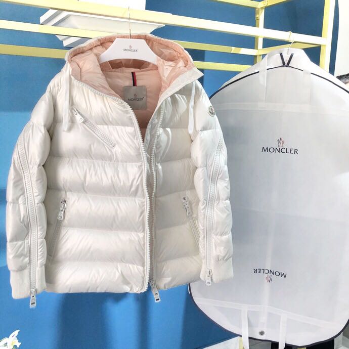 Moncler White Zipper Down Jacket  - 
