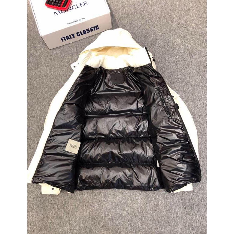 Moncler  Down Jacket - 