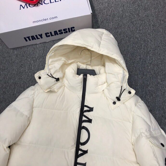 Moncler  Down Jacket - 