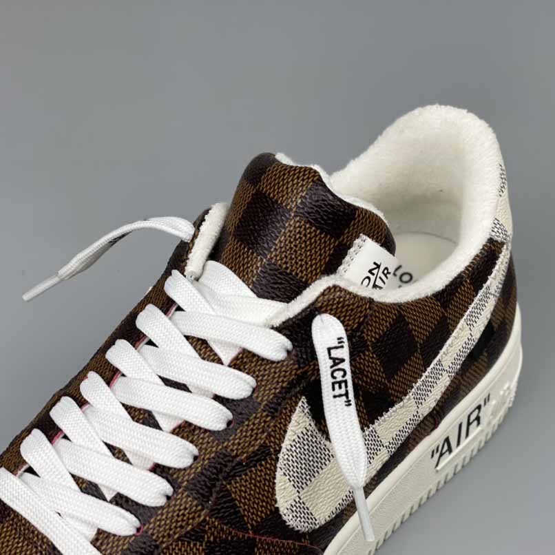Louis Vuitton X Nike Air Force 1 Sneaker - 
