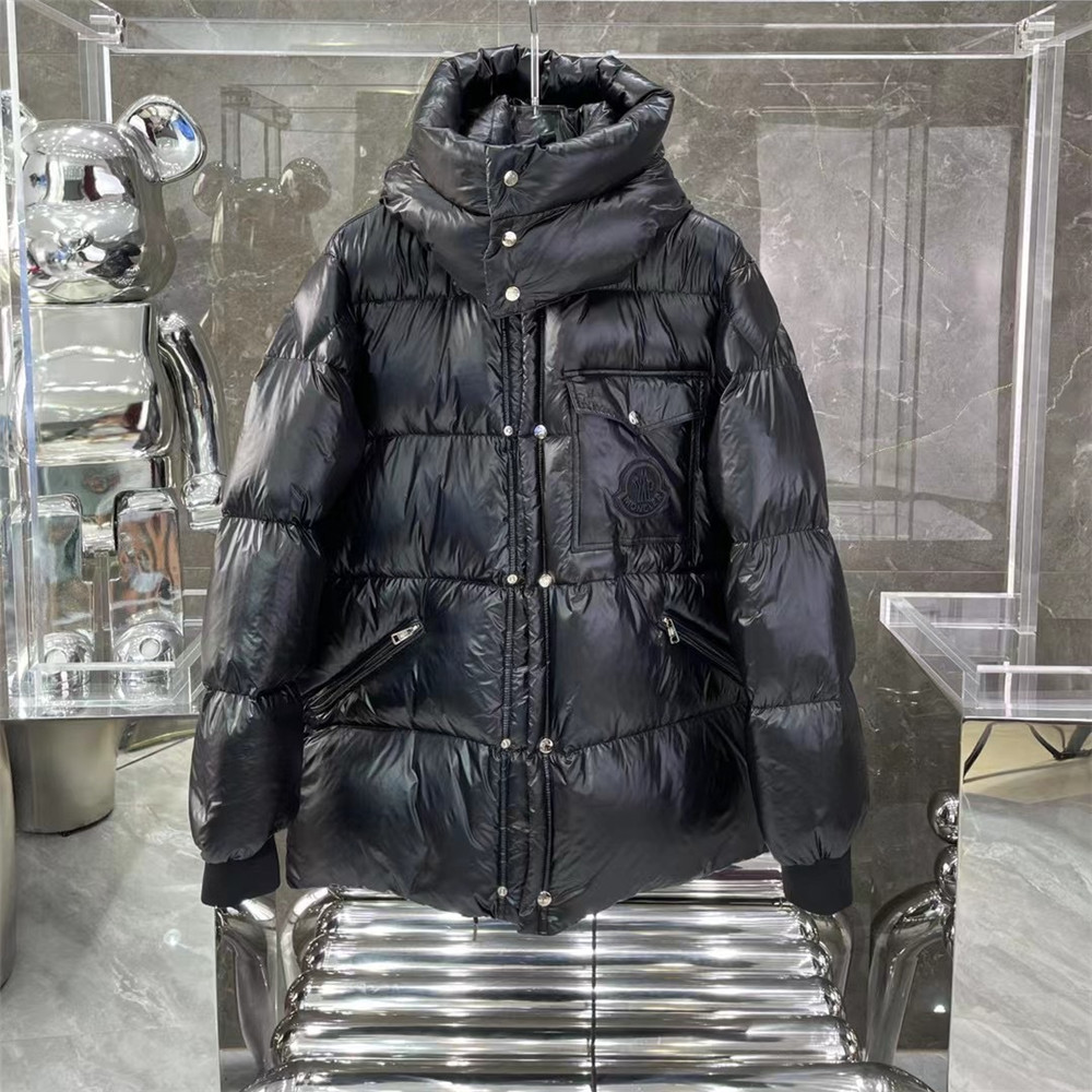Moncler Lamentin Short Down Jacket - 