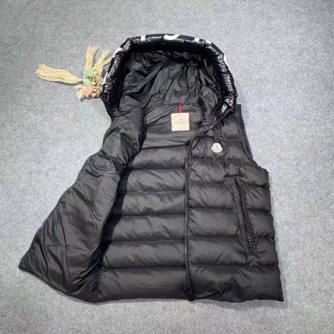 Moncler Vest In black - 