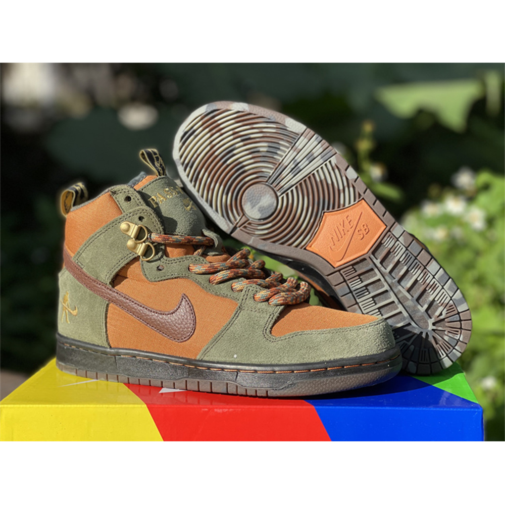 Pass~Port X Nike SB Dunk High "Workboot" - 