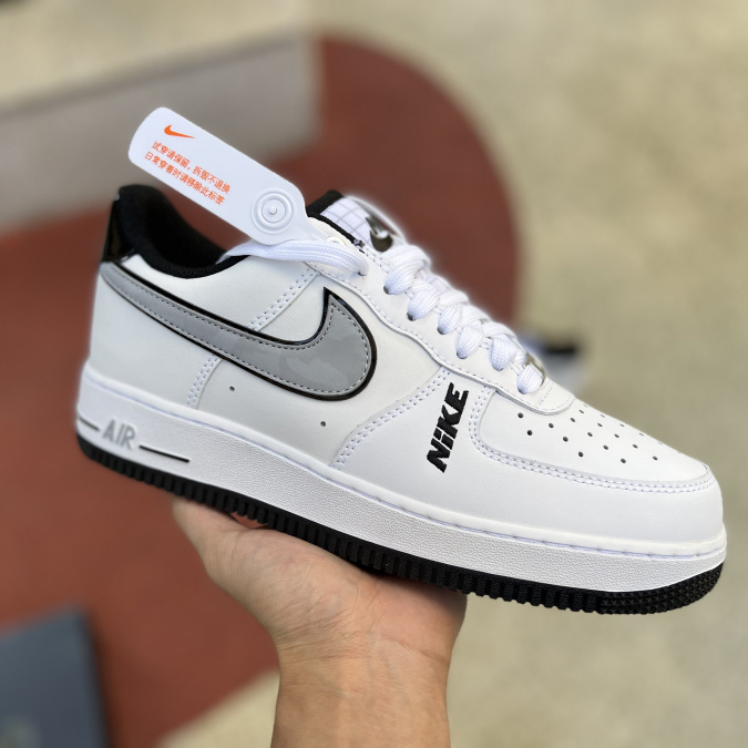 Nike Low Sneaker Air Force 1 '07 LV8 White Grey - 