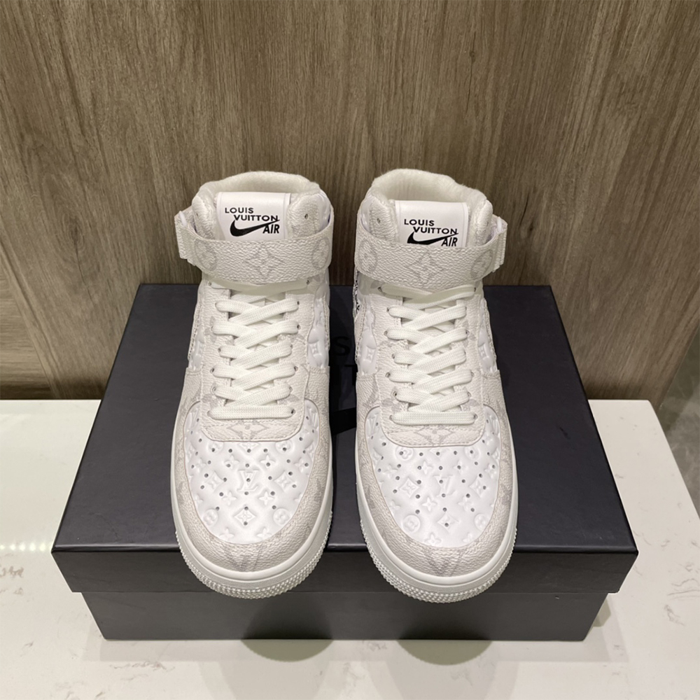 Louis Vuitton X Nike Air Force 1 Mid-Top Sneaker In White - 