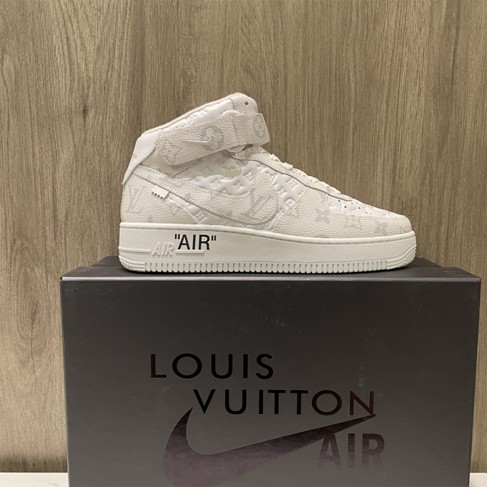 Louis Vuitton X Nike Air Force 1 Mid-Top Sneaker In White - 