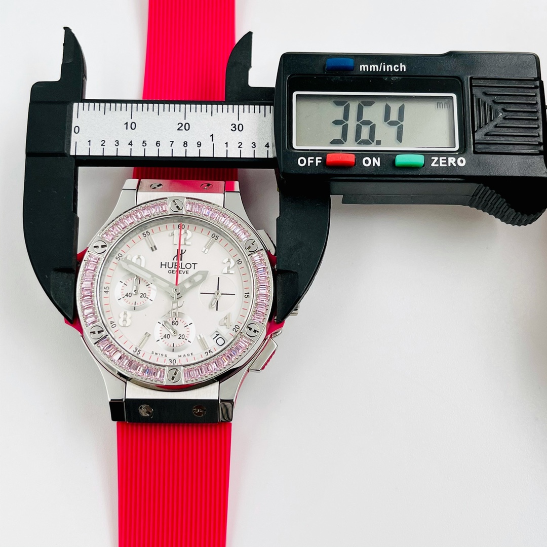 Hublot Watch   36.4mm - 