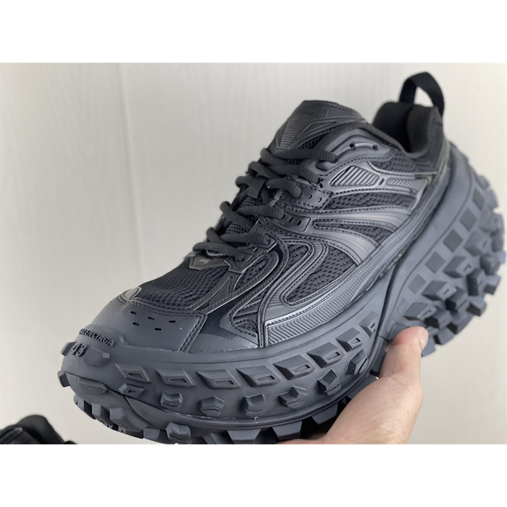 Balenciaga Men's Defender Sneaker In Black - 