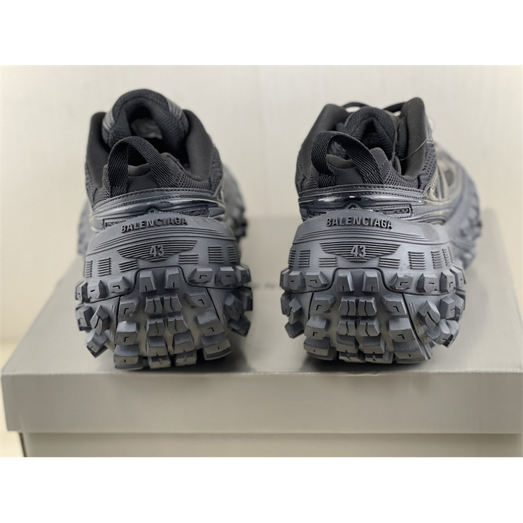 Balenciaga Men's Defender Sneaker In Black - 