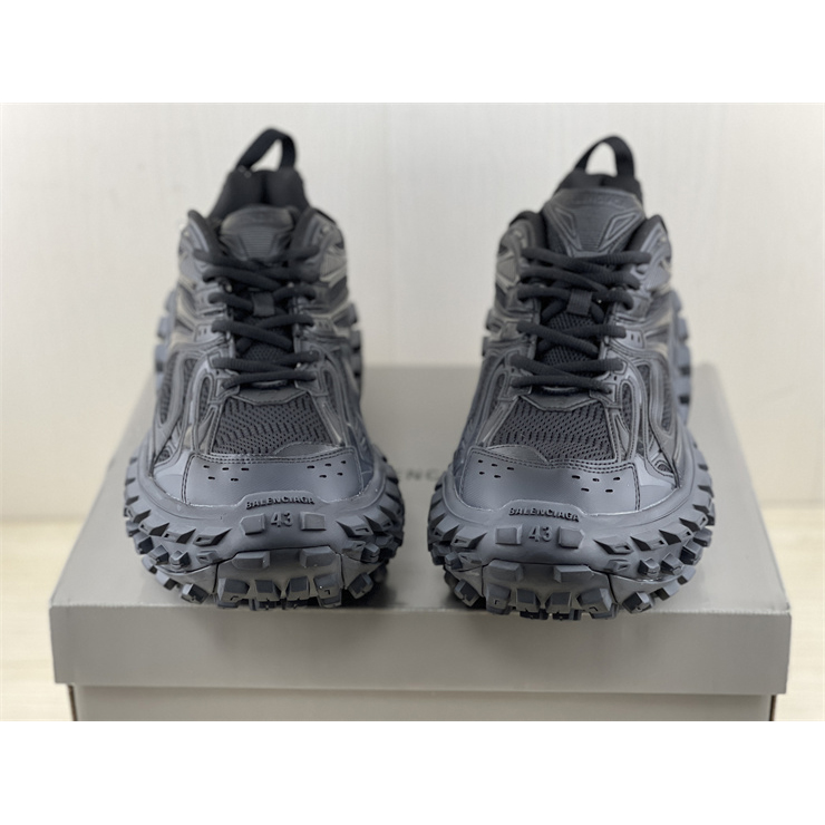 Balenciaga Men's Defender Sneaker In Black - 