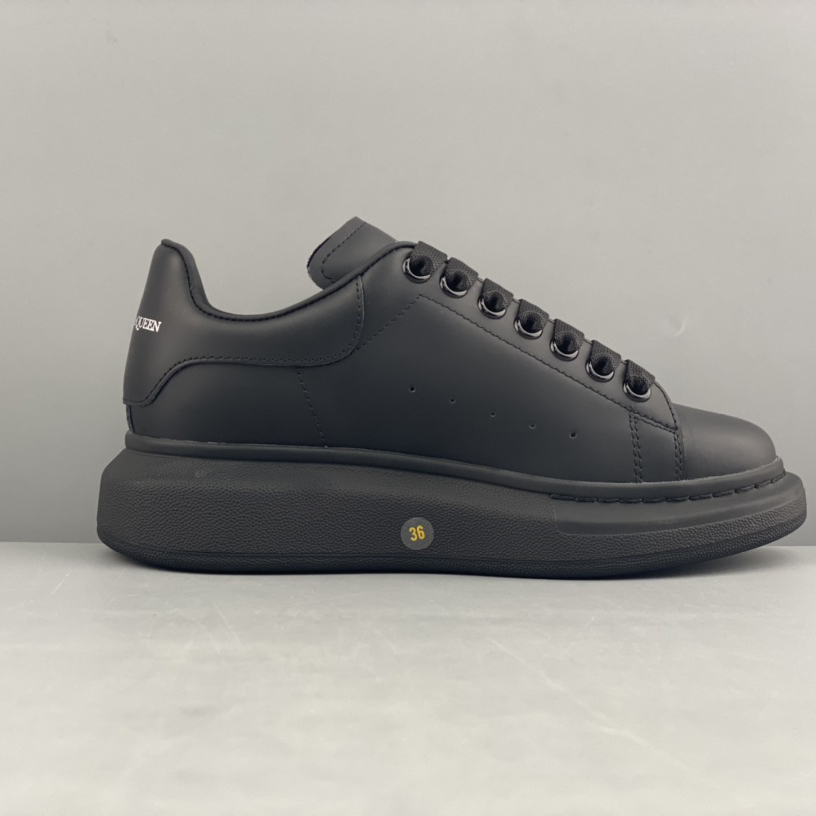 Alexander Mqueen Low-Top Sneakers     - 