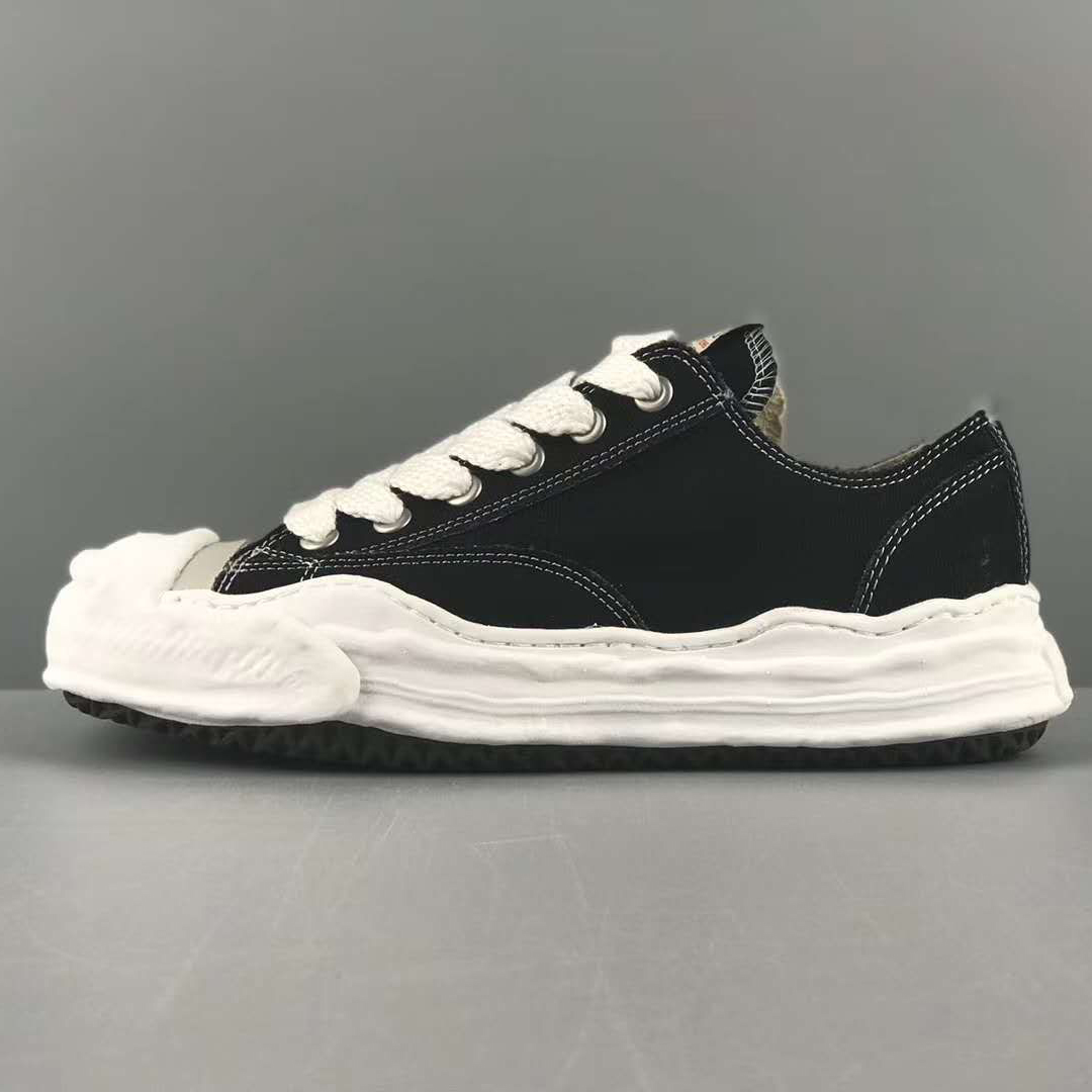 Maison Mihara Yasuhiro Original Sole Toe Cap Lowcut Canvas Sneaker - 