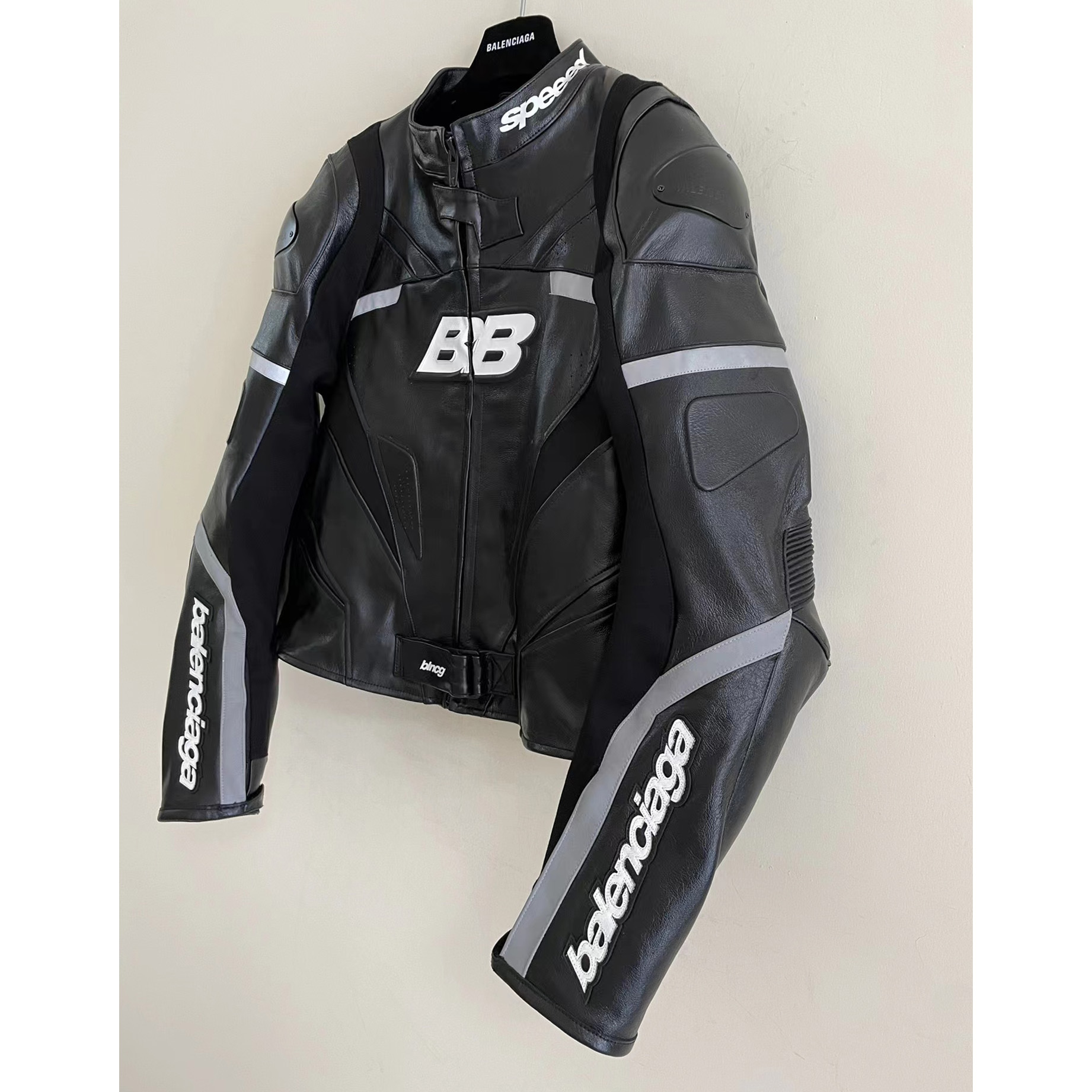 Balenciaga  Jacket In Black - 