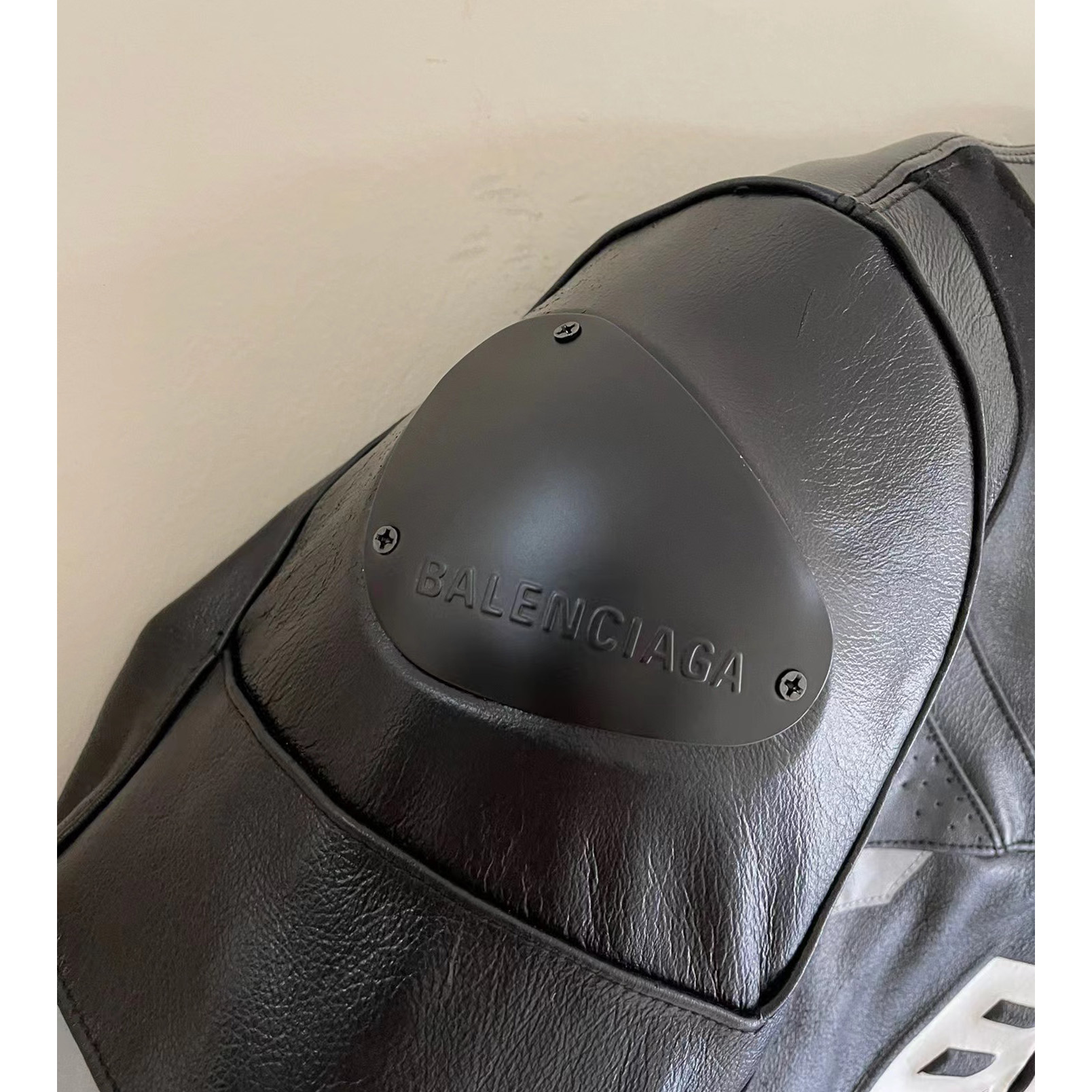 Balenciaga  Jacket In Black - 