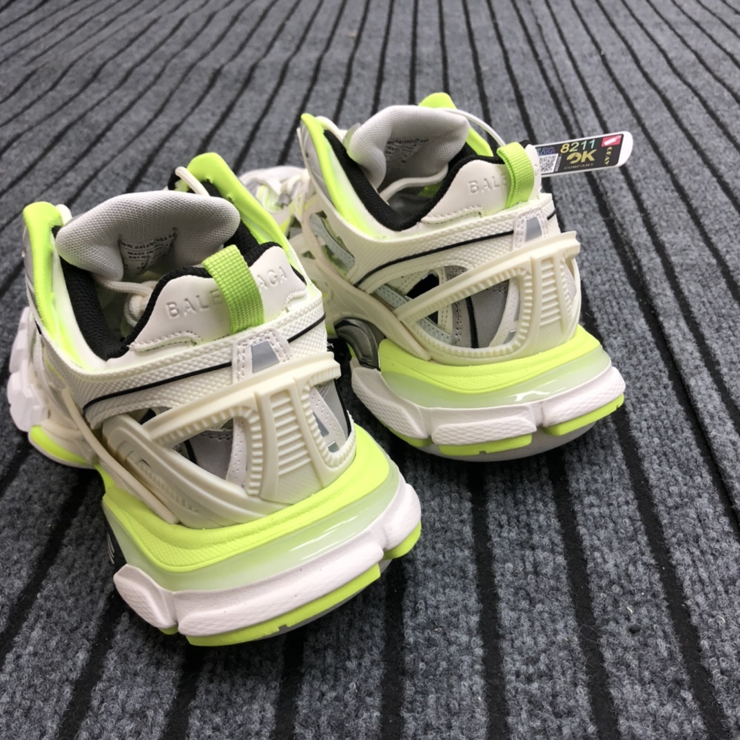 Balenciaga Track.2 Sneaker - 