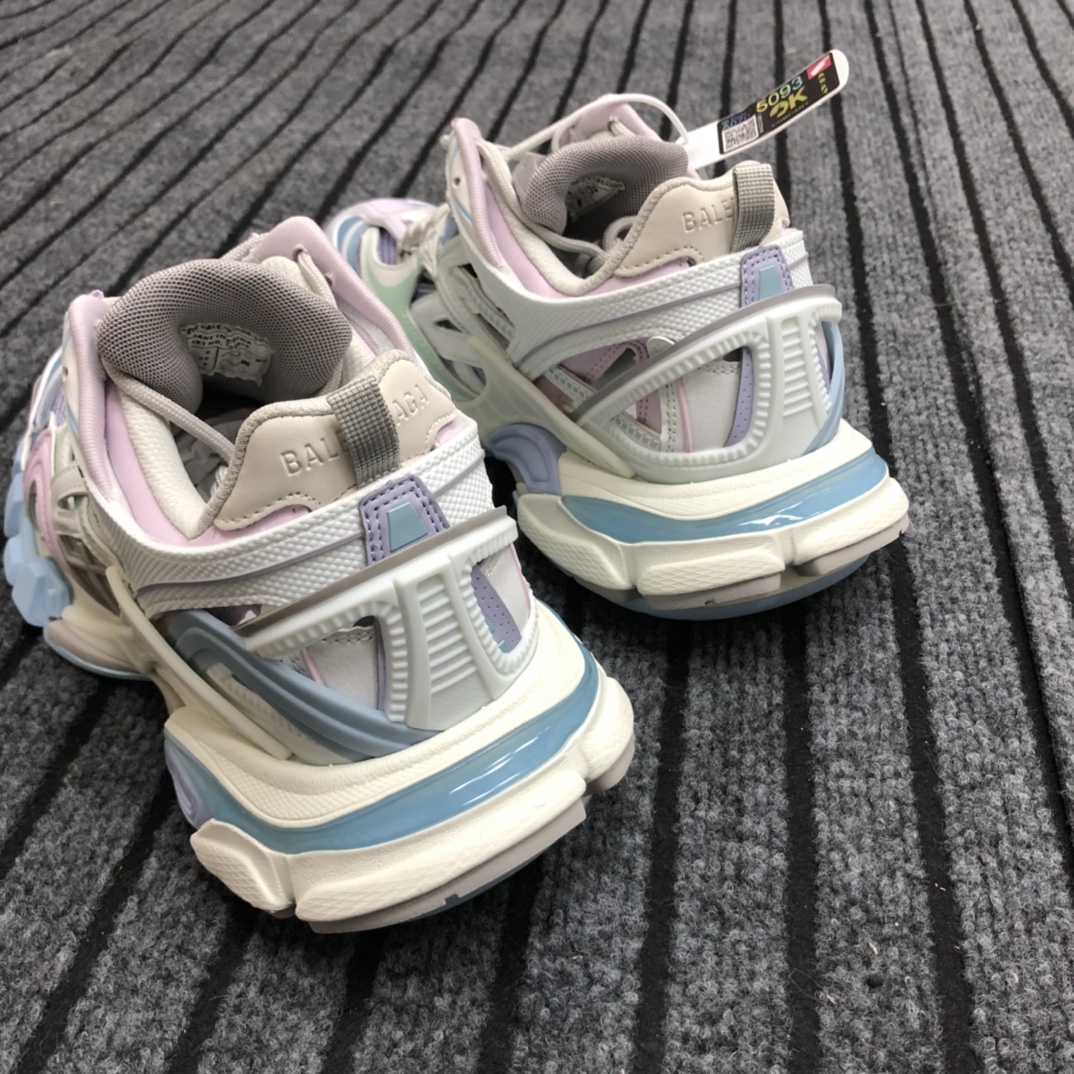 Balenciaga Track.2 Sneaker - 