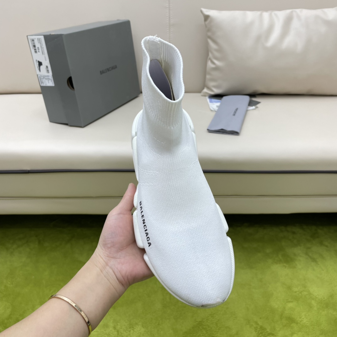 Balenciaga  Speed 2.0 Recycled Knit Sneaker  - 