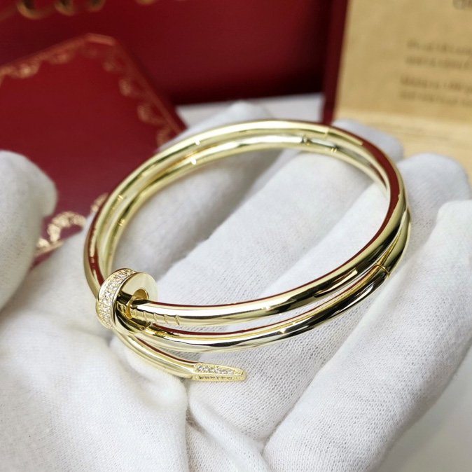 Cartier Juste Un Clou Bracelet - 