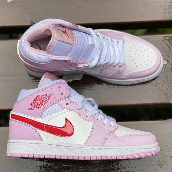 Nike Wmns Air Jordan 1 Mid"Valentine’s Day" Sneaker DR0174-500 - 