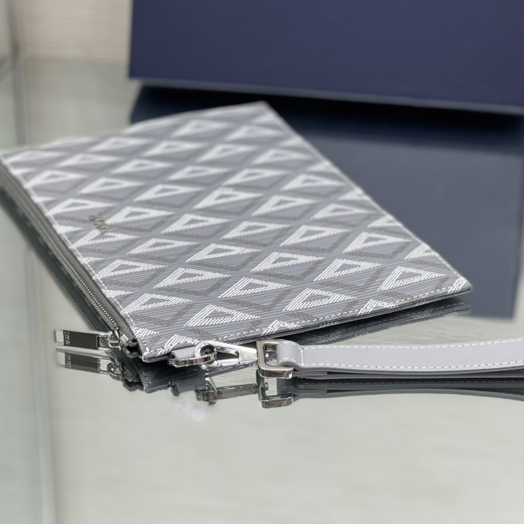 Dior A5 Pouch (30-20 cm)  2ESCA338 - DesignerGu