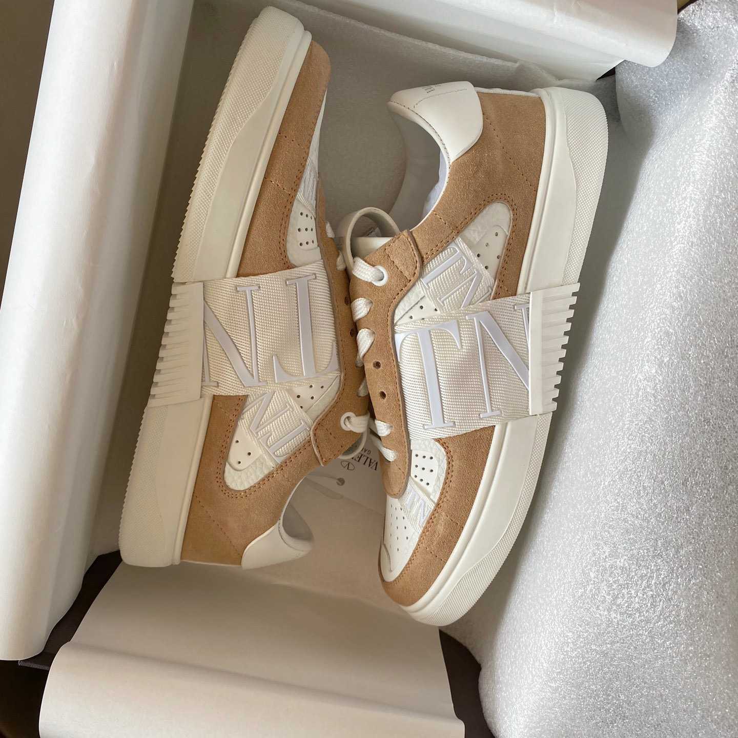 Valenti Low-Top Calfskin Vl7n Sneaker With Bands - 
