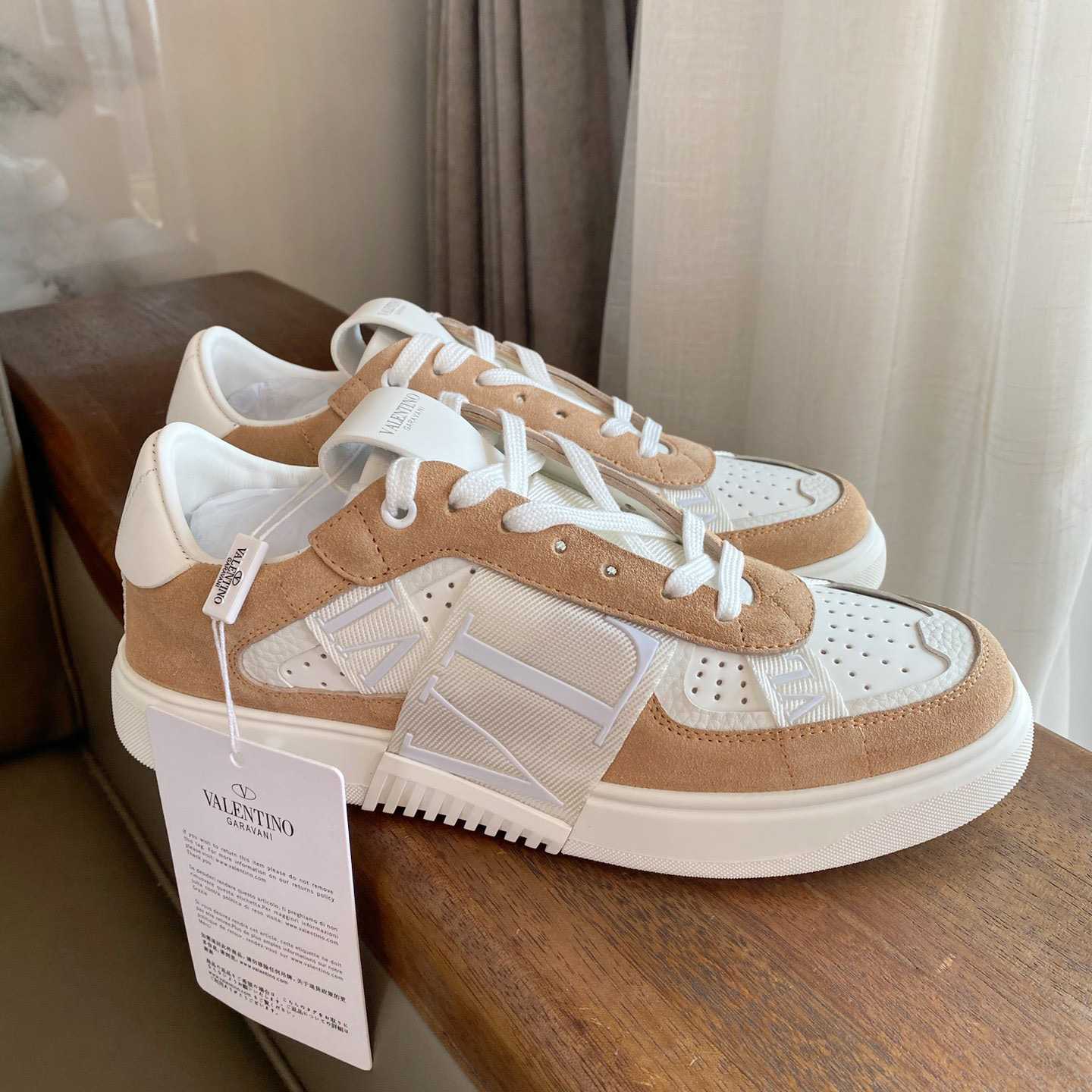 Valenti Low-Top Calfskin Vl7n Sneaker With Bands - 