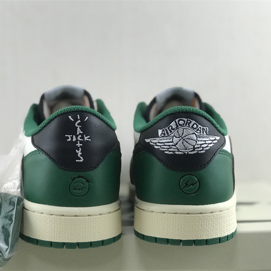 Travis Scott x Air Jordan 1 " Reverse Mocha " Sneaker   DM7866-128 - 