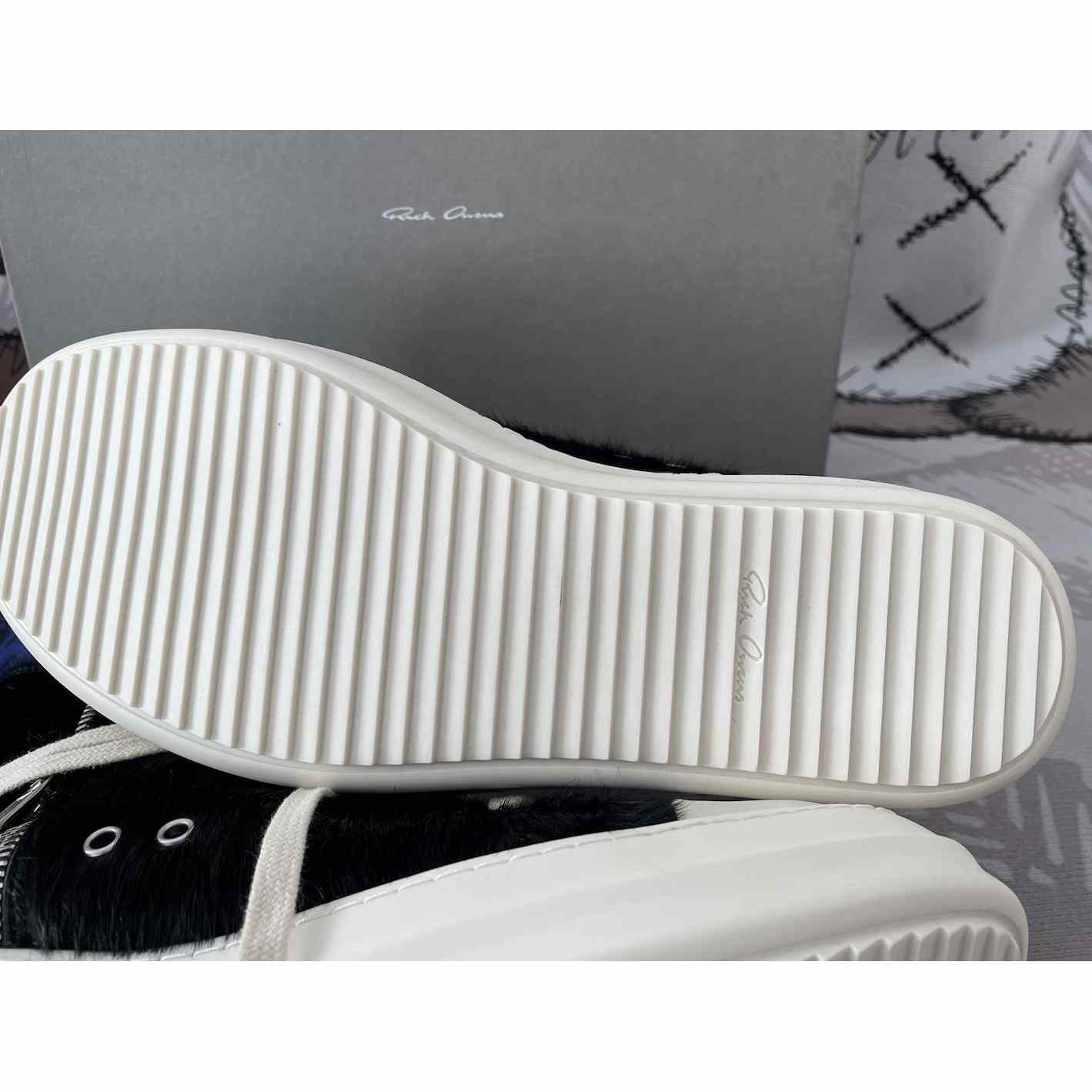 Rick Owens High Top Sneakers In Black - 