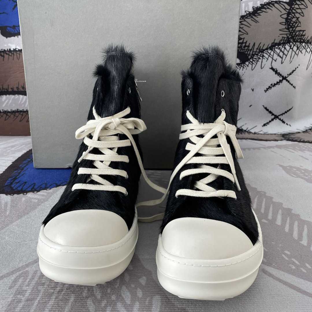Rick Owens High Top Sneakers In Black - 