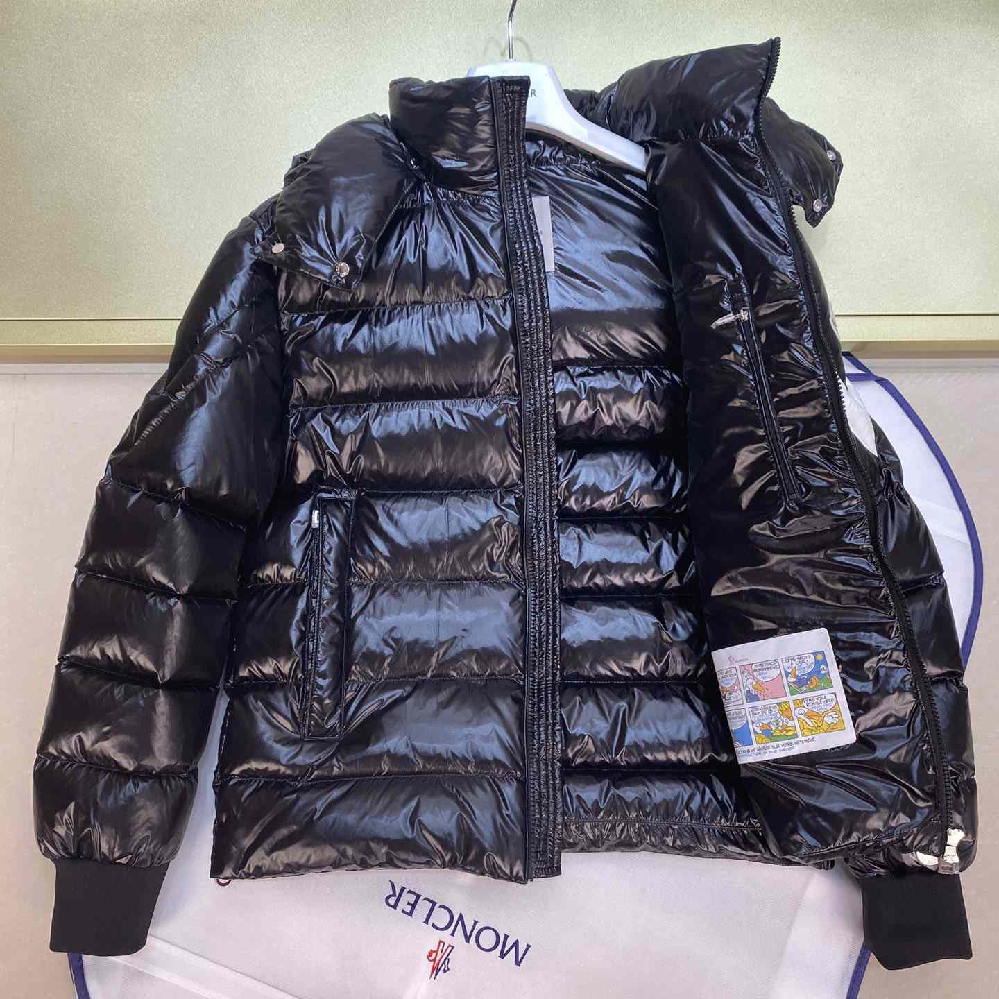 Moncler Corydale Short Down Jacket - DesignerGu