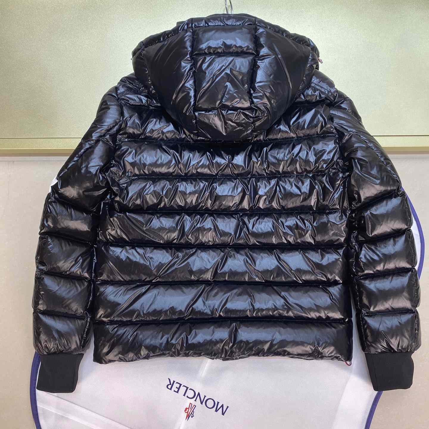 Moncler Corydale Short Down Jacket - DesignerGu