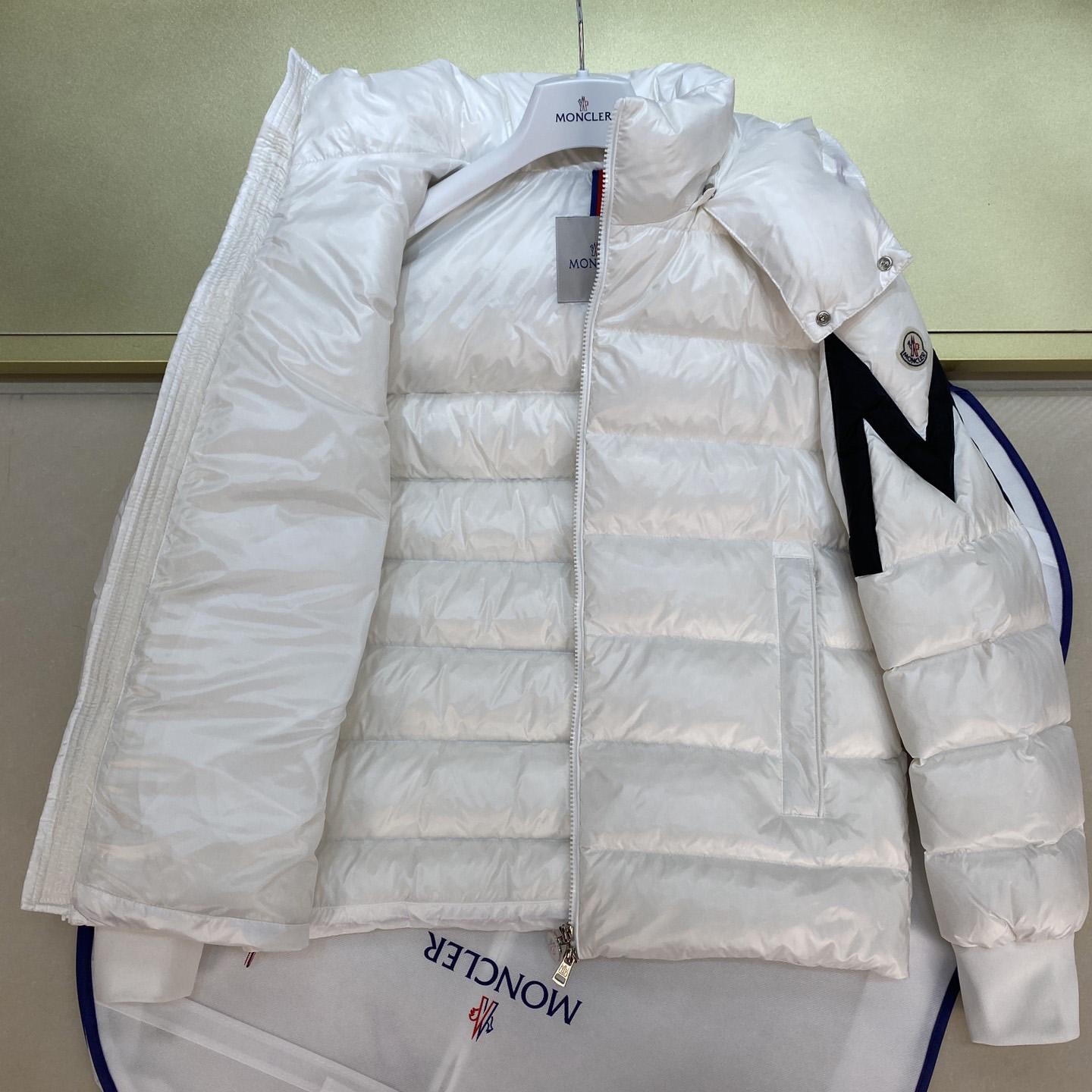 Moncler Corydale Short Down Jacket - DesignerGu