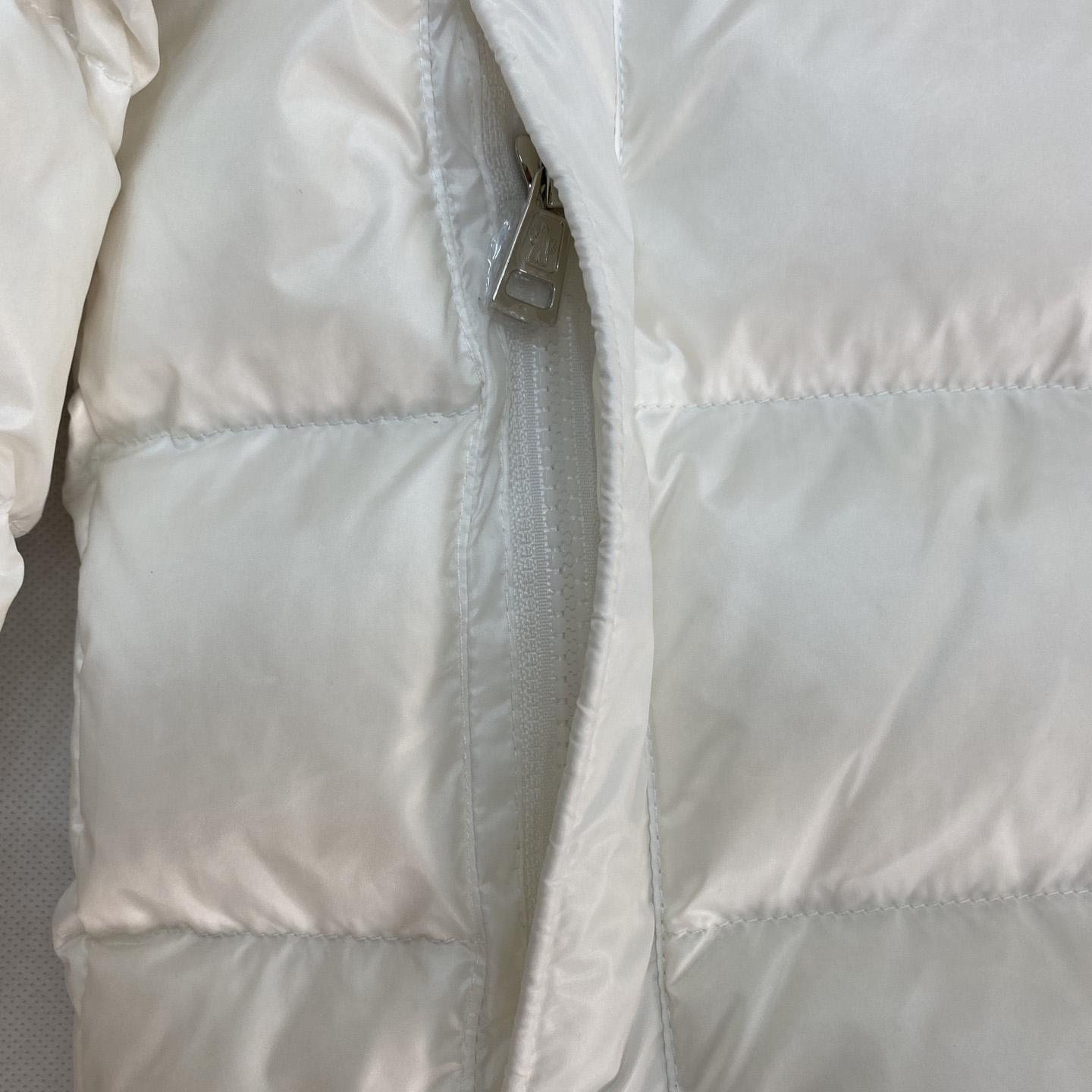Moncler Corydale Short Down Jacket - DesignerGu