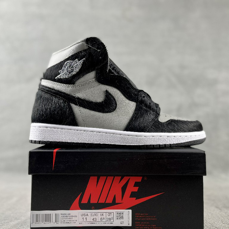 Air Jordan 1 High OG "Twist 2.0" Sneaker   DZ2523-001 - 