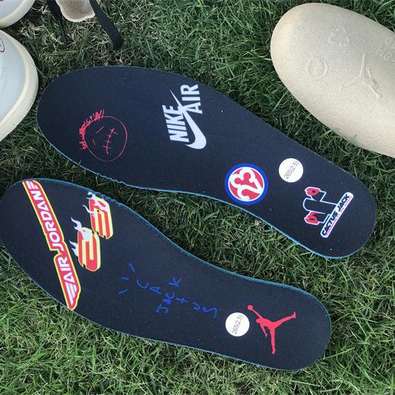 Travis Scott x Air Jordan 1 Low WMNS Sneaker   DZ4137-106 - 