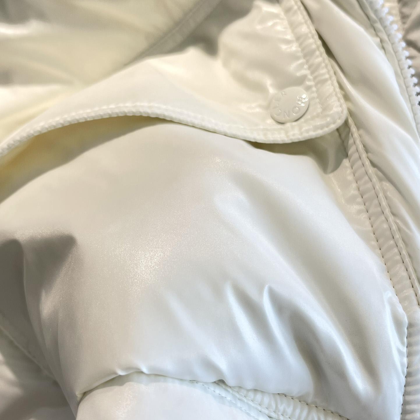 Moncler Down Puffer Jacket - 