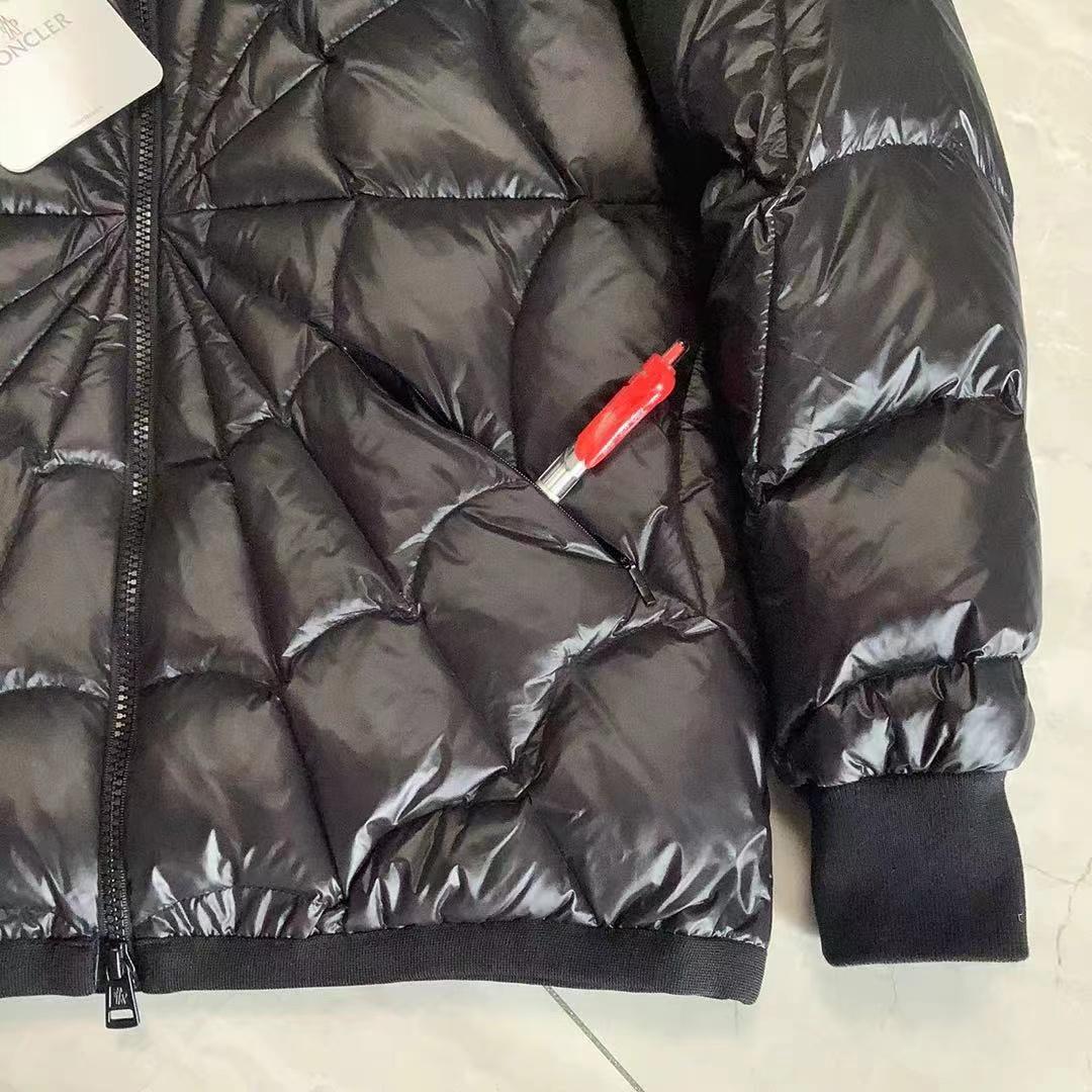Moncler Violier Spider-Man Short Down Jacket - DesignerGu