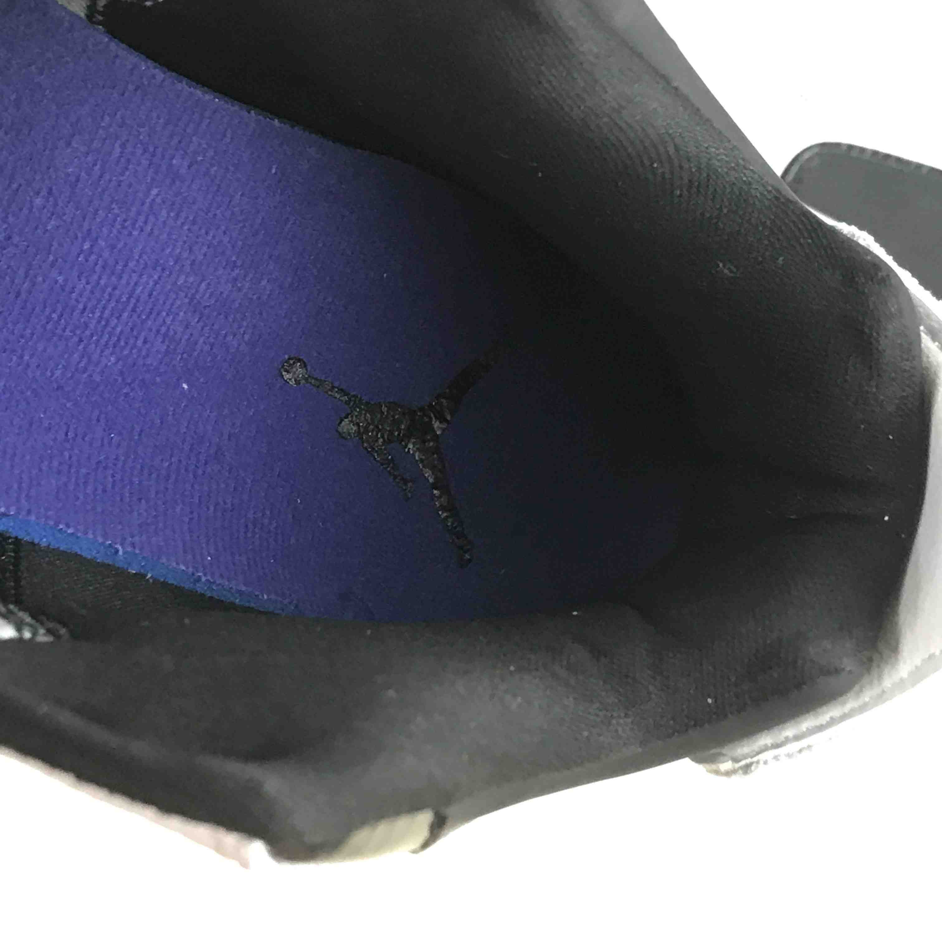 Air Jordan Courtside 23 Sneaker   AR1000-104 - 