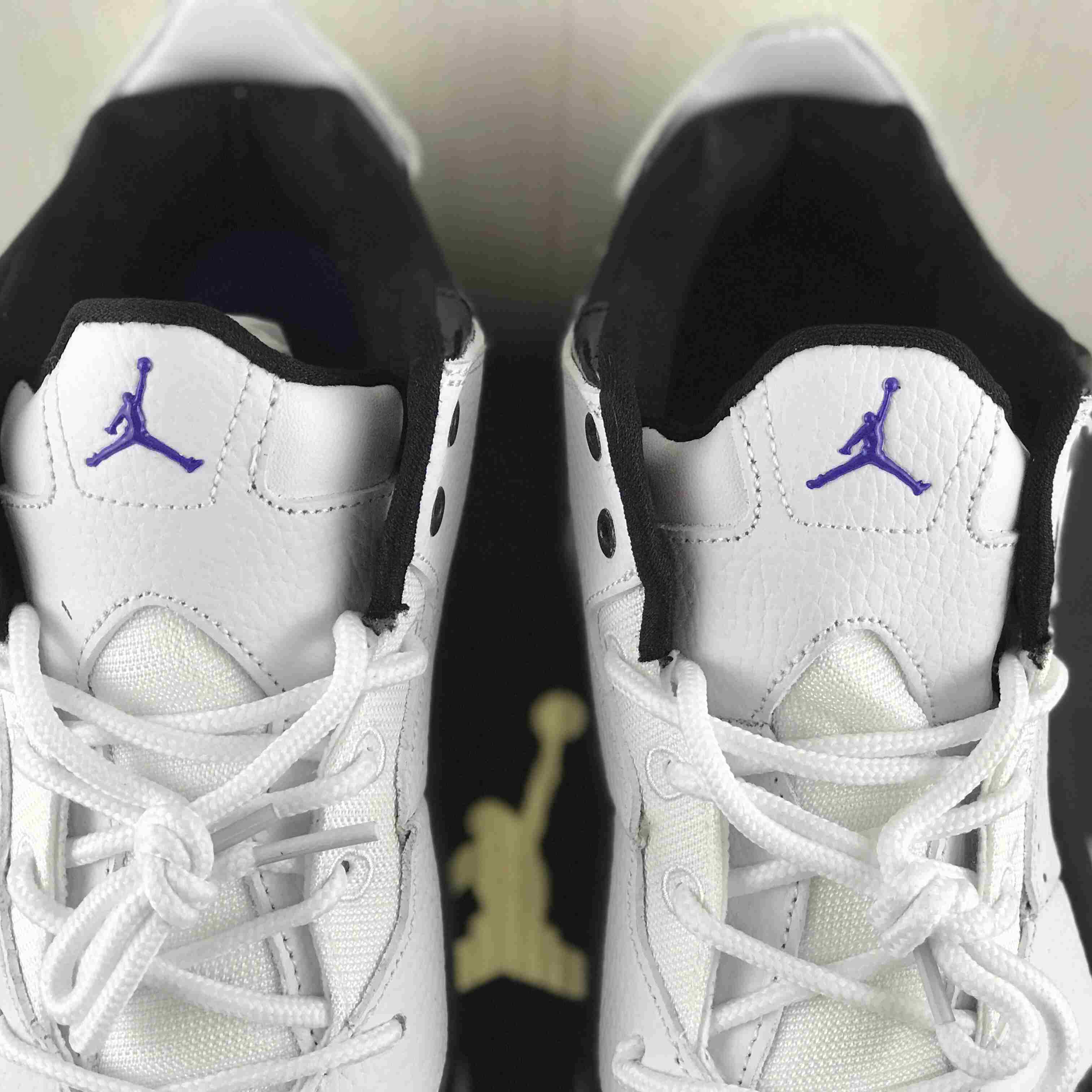 Air Jordan Courtside 23 Sneaker   AR1000-104 - 