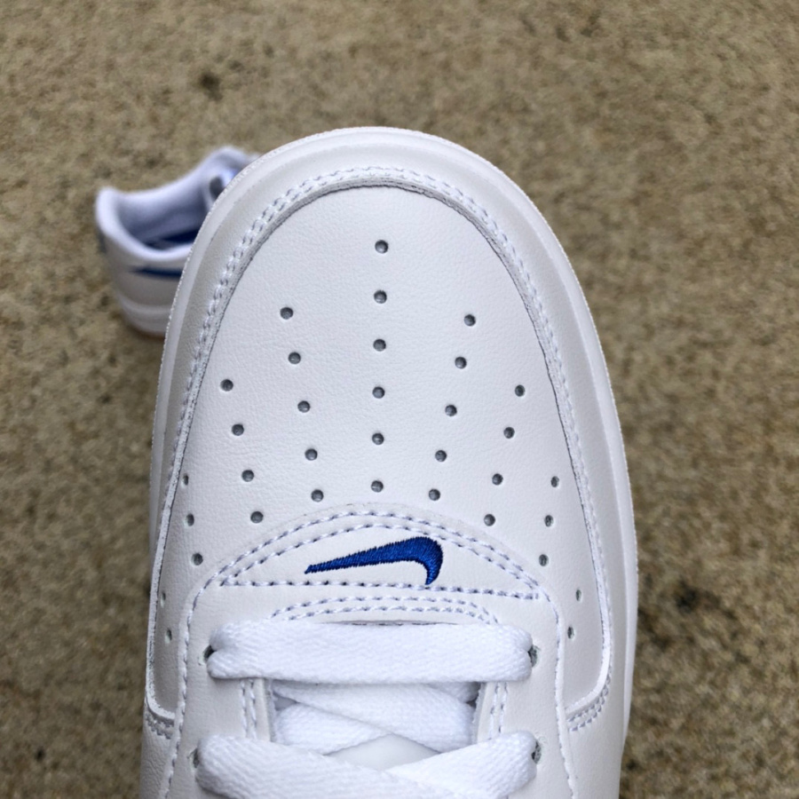 Nike Air Force 1 Low Retro "Since 82" Sneaker      DJ3911-101 - 