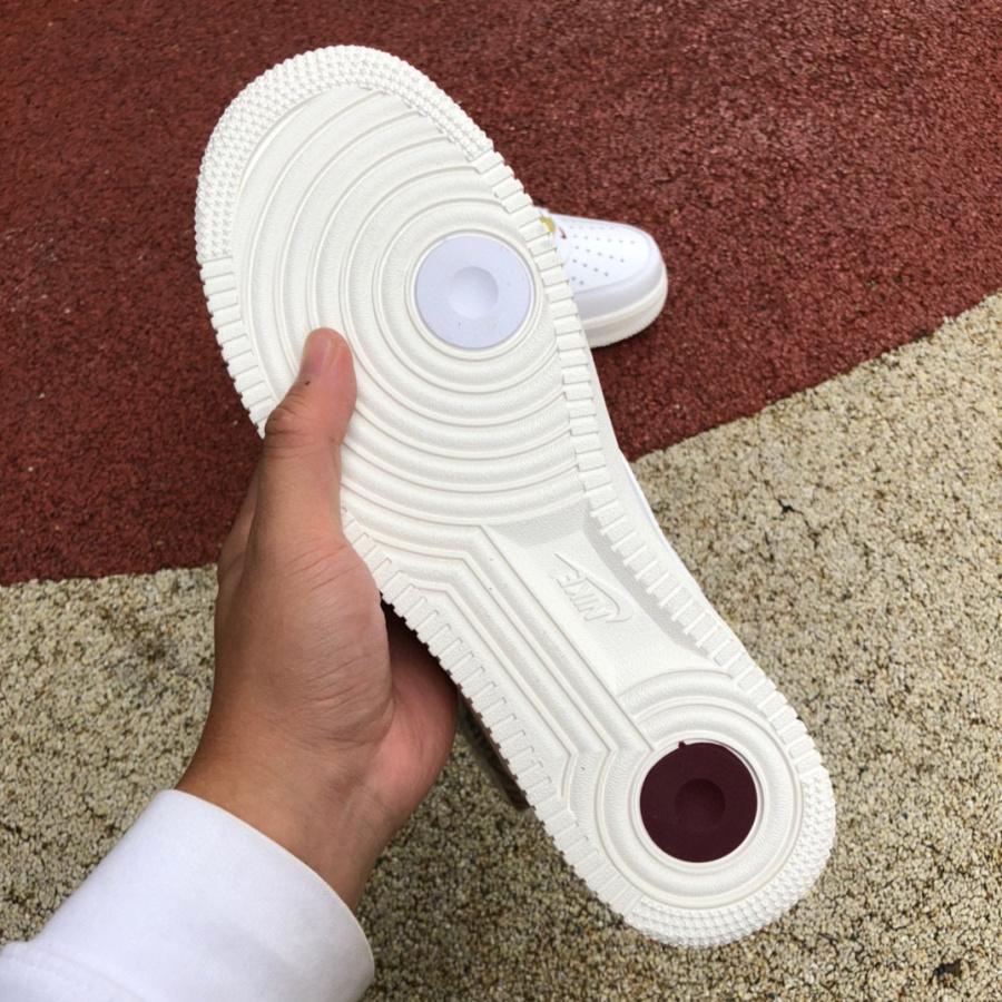 Air Force 1’07 Low Premium"White Sail Team Red" Sneaker   DQ7664-100 - 