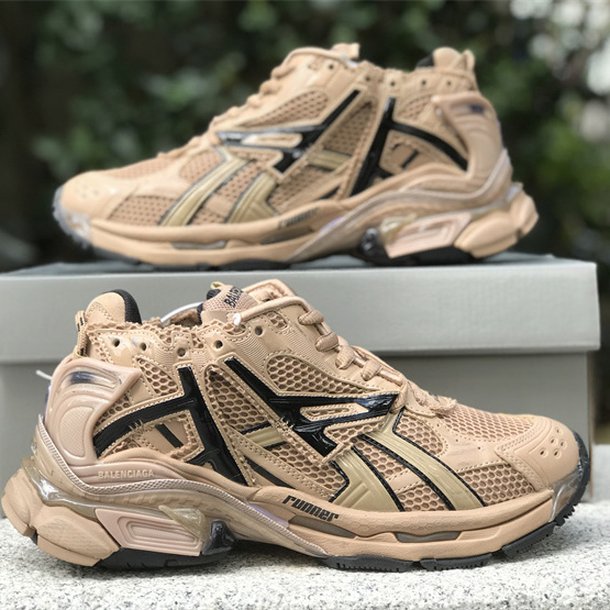 Balenciaga Runner Sneaker  - 