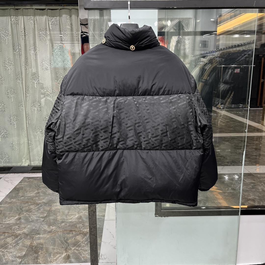 Versace La Greca Puffer Jacket - 